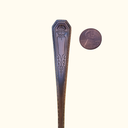 Rodger (medium) - Stamped Spoon Ring